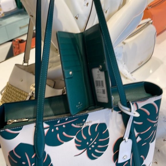 Kate Spade Cara Large Tote Monstera Leaves & Large Slim Bifold Wallet Cream Mult - Picture 9 of 16